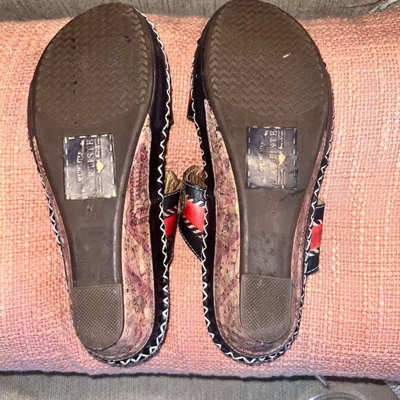 L'Artiste Leather Wedge Sandals Floral w/Beads BLK MLTI Womens Size 38 (US 8) - Picture 12 of 12